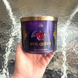 Bath & Body Works Evil Queen Candle
